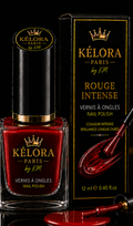 Vernis KÉLORA Rouge Intense, traits dorés de chaque côté de PARIS, sans trait sous by KM